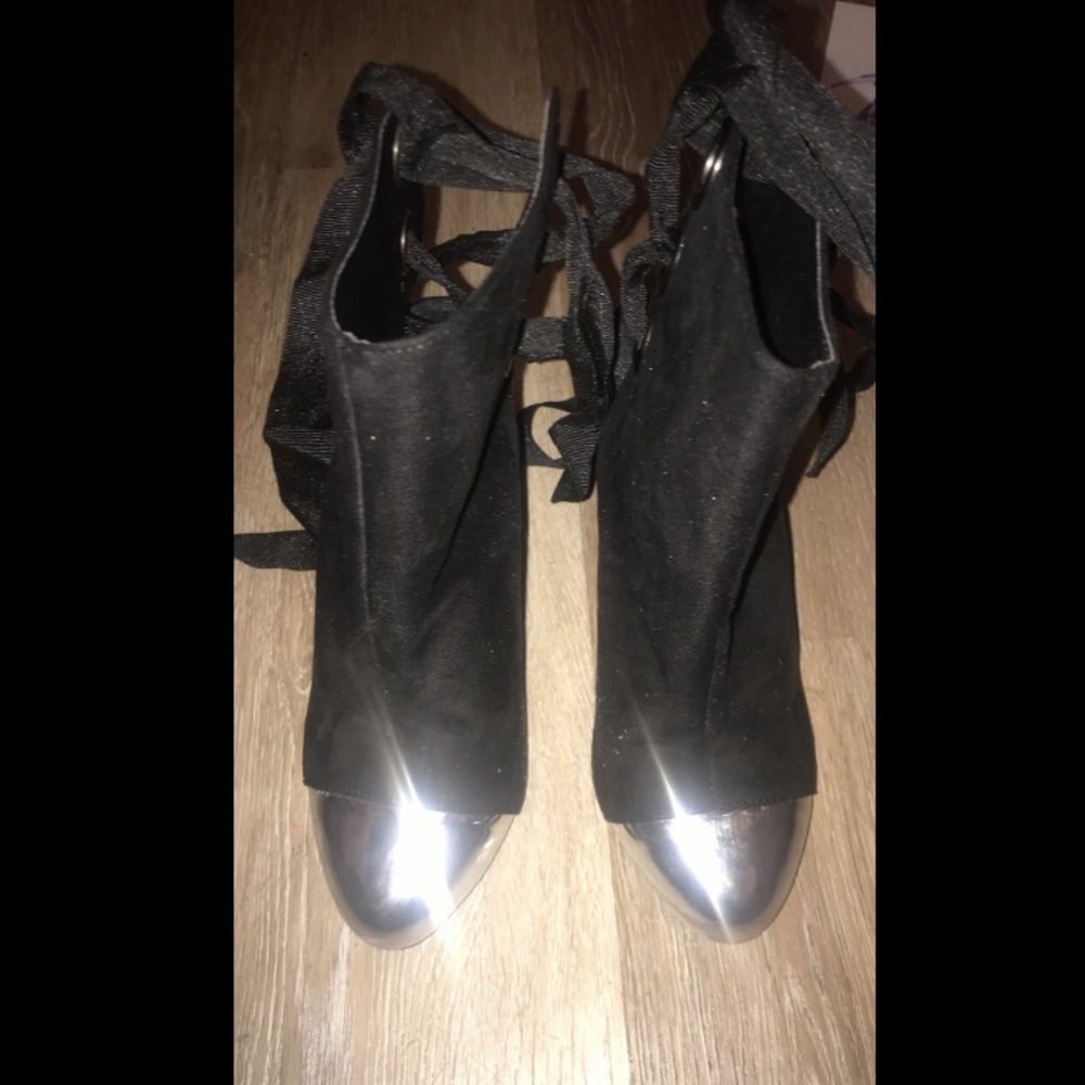 Silver Toe Booties - Picture 2 of 4